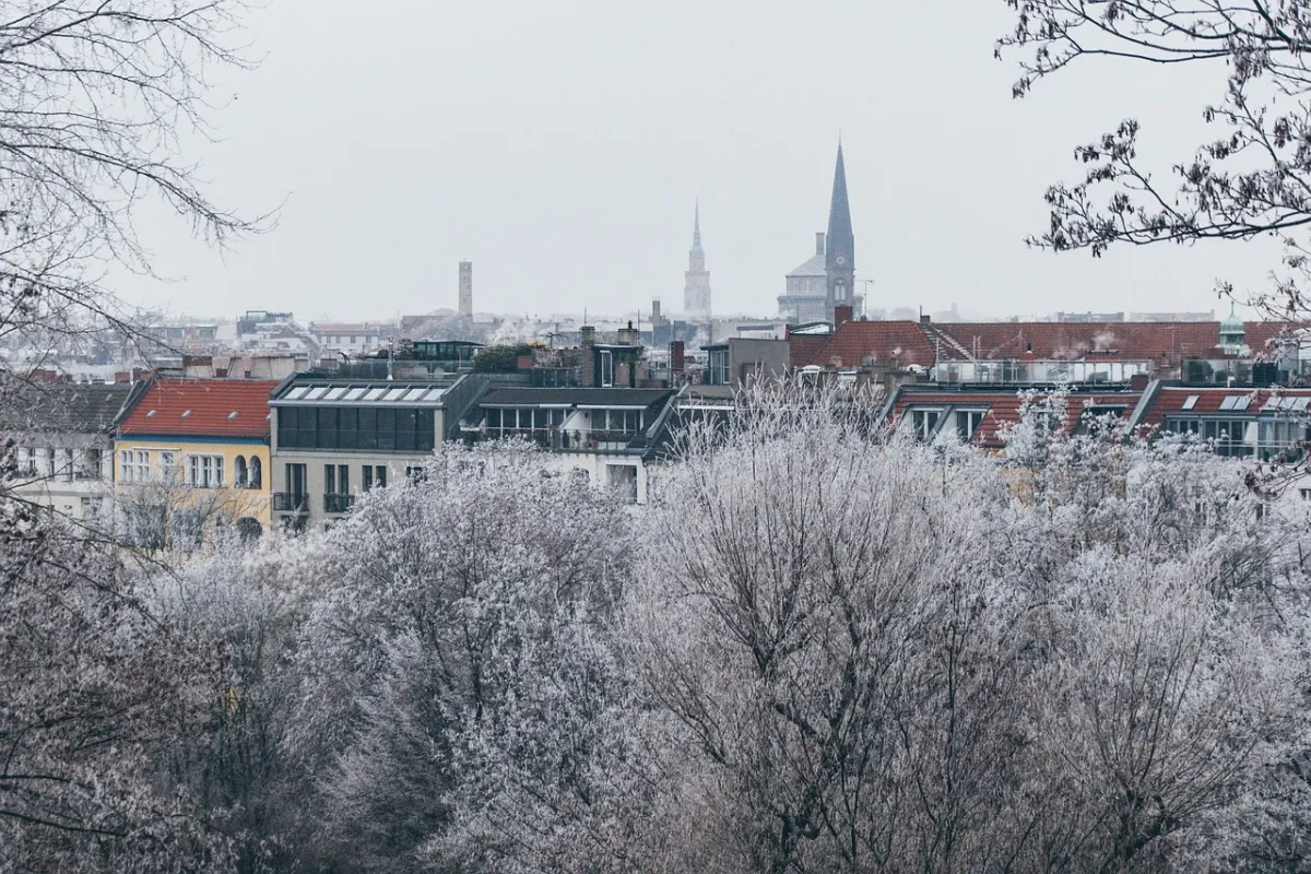 Replace Roof in Cold Weather