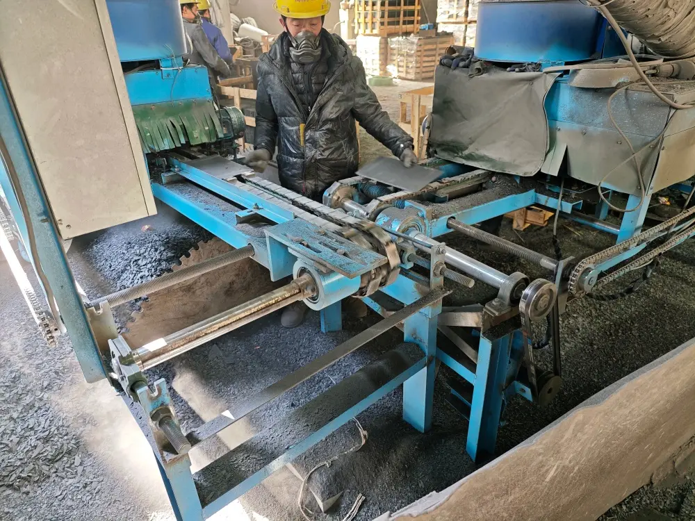 Automatic edge chipping line
